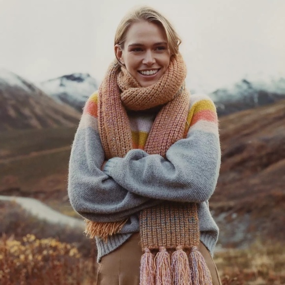 Anthropologie Colleen Sweater, Size Medium - Picture 14 of 14